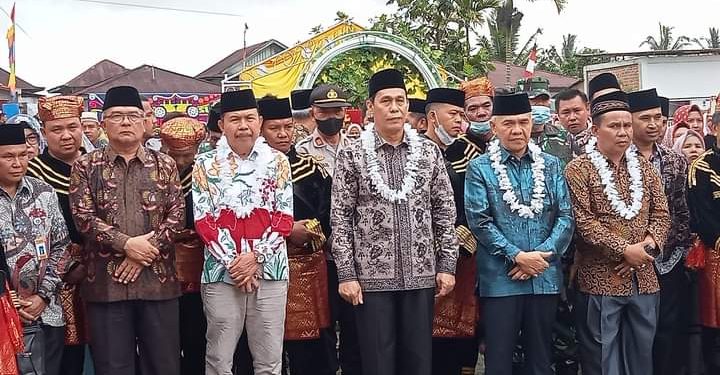 Bupati Kerinci Adirozal Hadiri Kenduri Sko 2 Desa Sungai Medang