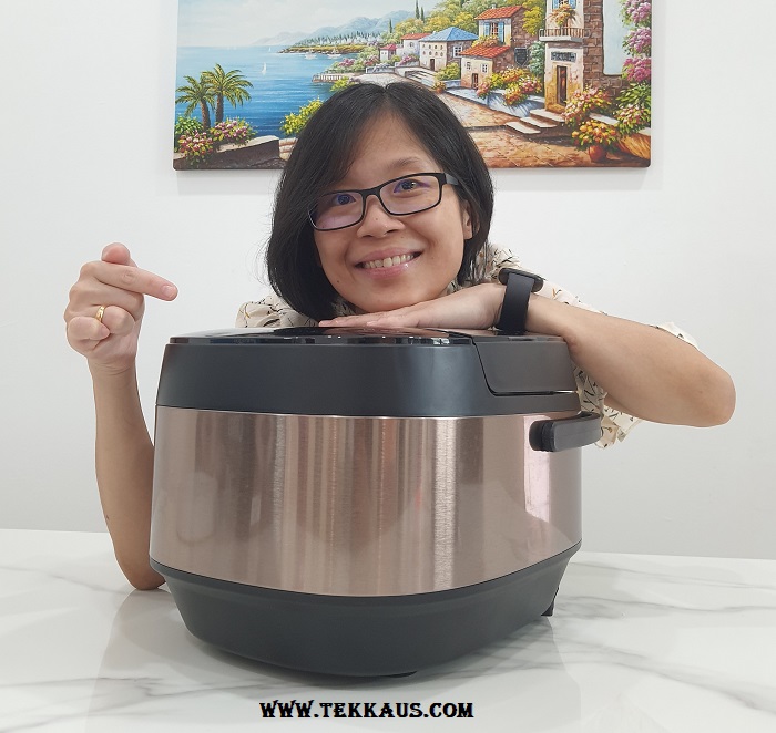 Beko Smart Rice Cooker Available Colour in Black and Gold