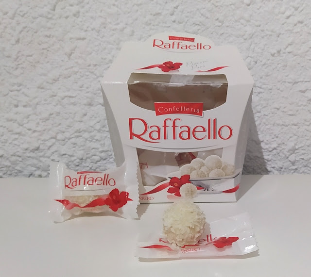 Raffaello Ferrero Coco con Almendra entera