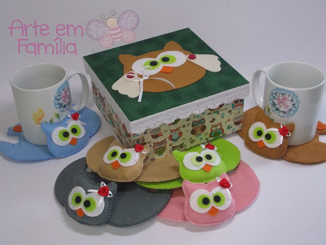 corujas para tapetes de caneca e xícara, e kit com caixa decorada