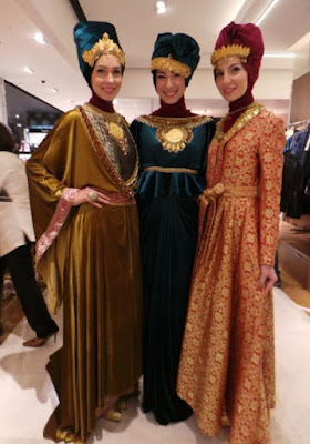 Model kebaya modern hijab