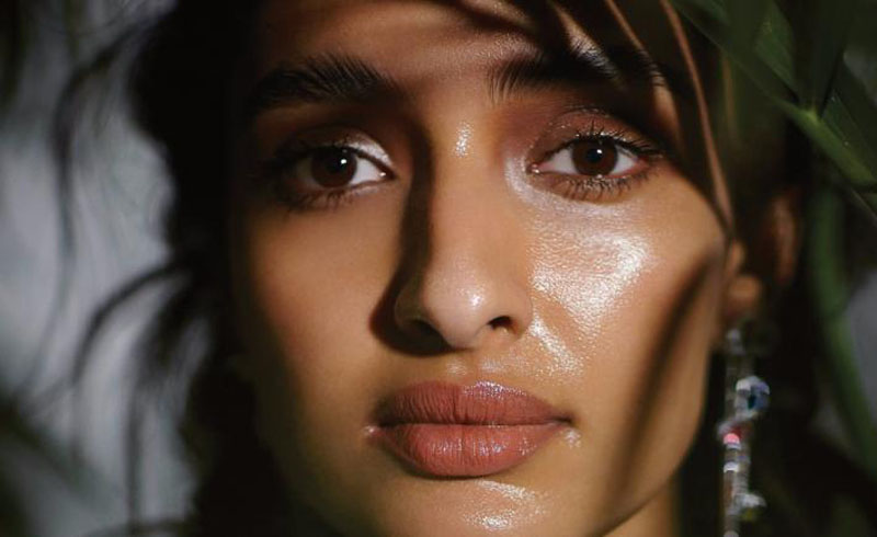 5 Makeup Tricks for Oily Skin