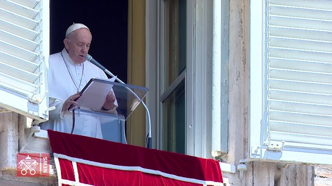 Papa Francesco: “Invochiamo il dono della pace per tutto il mondo”