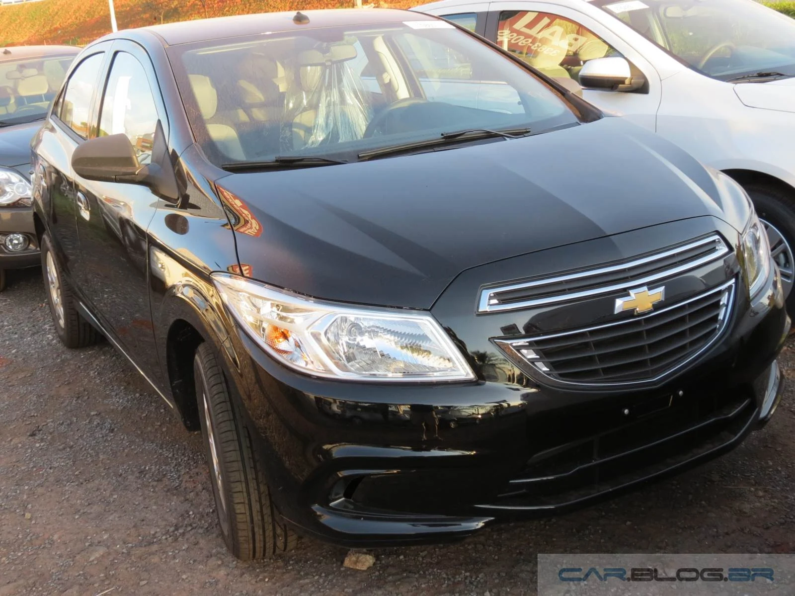 Chevrolet Onix LT 1.0 2015 - preto