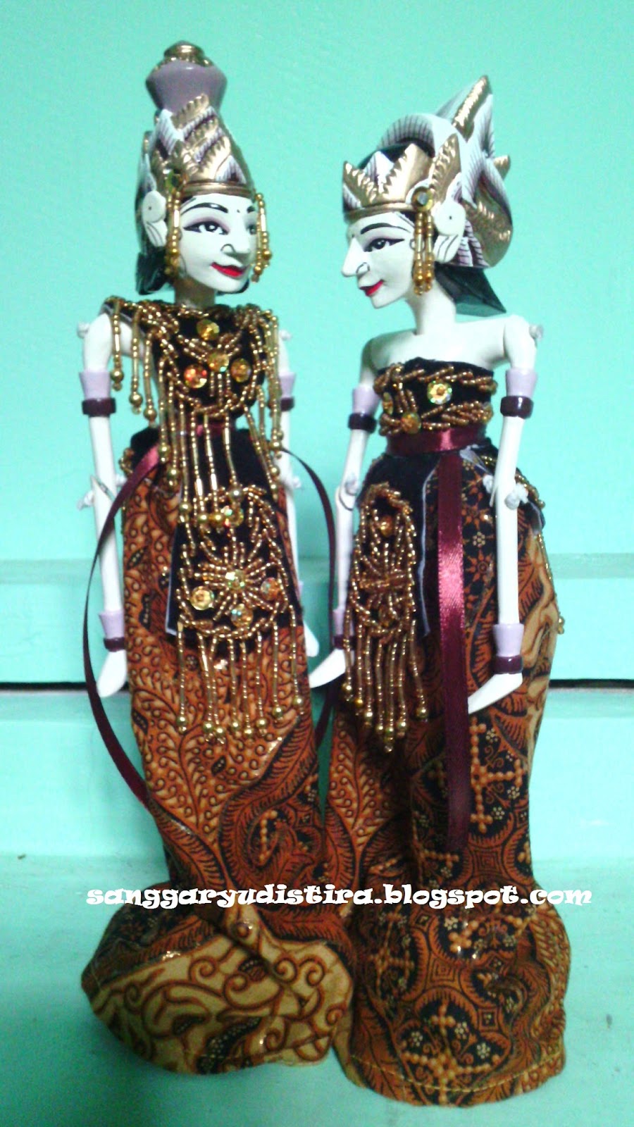 Jasa Pembuatan Wayang Golek Oktober 2015