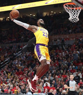 small forward, lebron james, lbj, la lakers, los angeles lakers, posisi small forward, apa peran small forward, apa tugas small forward, tugas small forward, apa tugas dari small forward, kemmapuan yang harus dimiliki small forward, apa kemampuan yang harus dimiliki small forward, apa itu small forward dalam bola basket