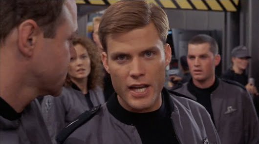 Casper Van Dien en 'Invasion'