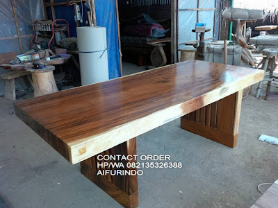 Furniture Trembesi jepara-jual meja trembesi jepara-meja trembesi solid-meja kayu trembesi panjang 3meter,meja trembesi kayu solid,suar solid wood dining table,meja perjamuan kayu solid trembesi,meja trembesi