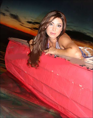 Arab Girls: Lebanese Singer Aline Khalaf Photos & Wallpapers 5