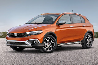 Fiat Tipo Cross Hatchback (2021) Front Side