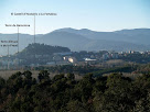 Panoràmica d'Hostalric i el seu Castell després de sobrepassar el Turó del Marquès