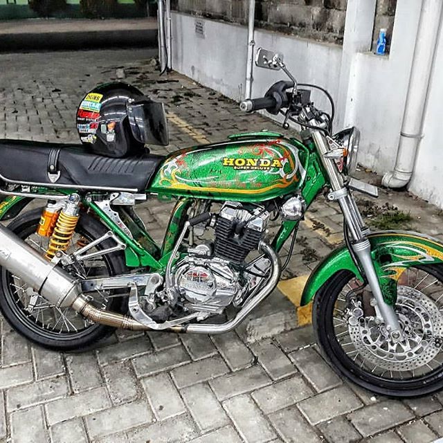 Gambar HD Modifikasi Honda CB 100 Airbrush Terbaru