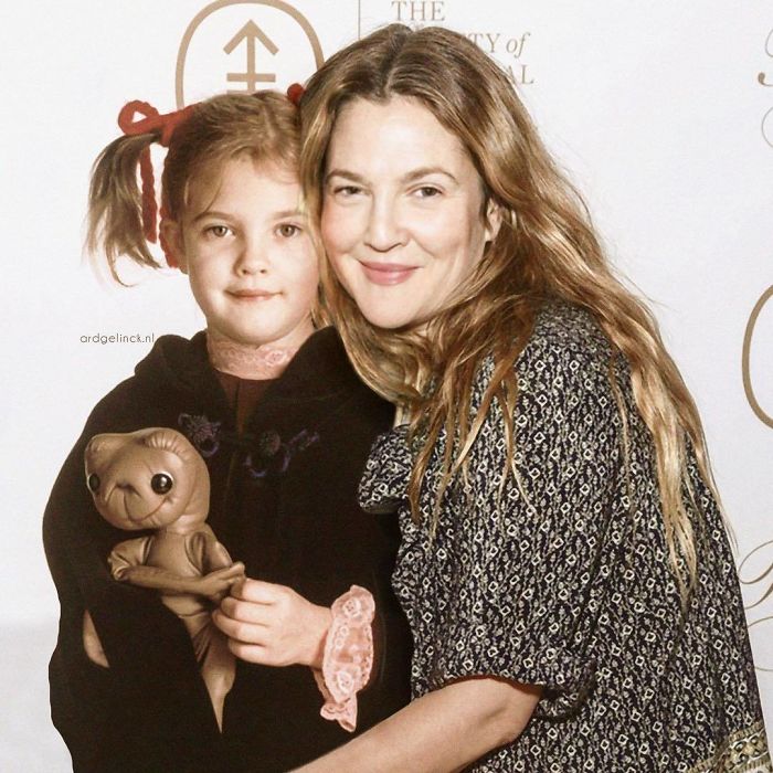 40 Stunning Images Of Celebrities Next To Their Younger Selves