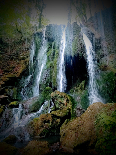 Cascada de Corraladas superior