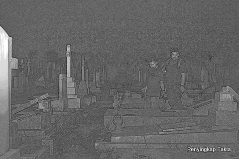 PENYINGKAP FAKTA: GAMBAR KUBUR DI WAKTU MALAM (TINJAUAN 