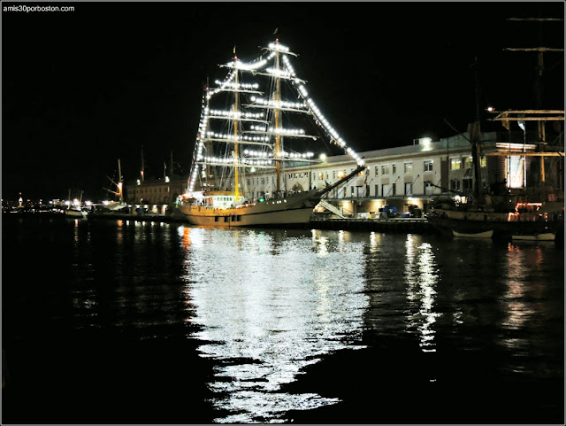  Boston Fish Pier en el Puerto de Boston: BAE Guayas