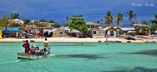 Malapascua Boat Ride _Trailforsmiles.blogspot.com