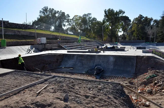 Parque de los Jóvenes: se construye "La Olla" en el Skatepark, una de las principales atracciones que tendrá el circuito