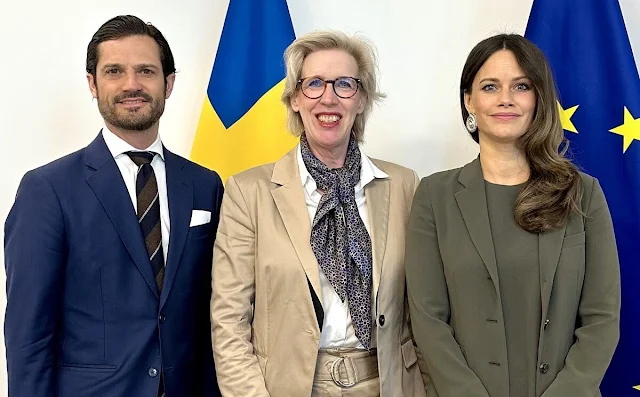 Princess Sofia wore a white silk blouse and white pants by Andiata, Princess wore a khaki jacket suit by Andiata