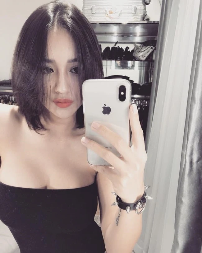 DJ Tít khoe thân hình sexy đến nghẹt thở đầu hè - Ảnh 14