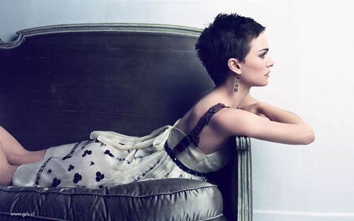 natalie-portman-short-hair-profile