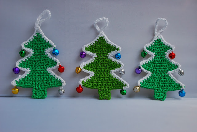 image of three crocheted Christmas trees