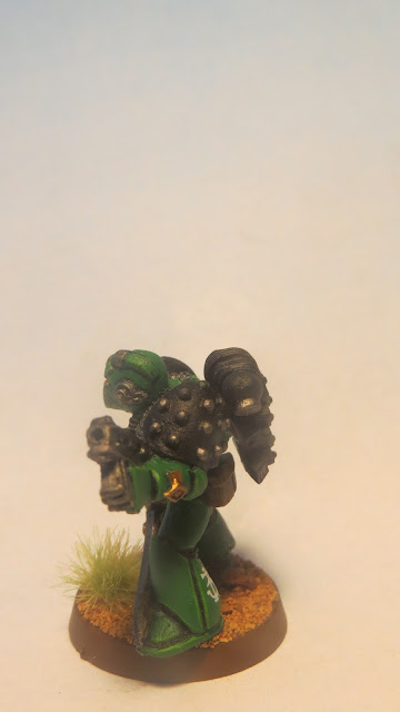Rogue Trader Salamanders Lieutenant OOP