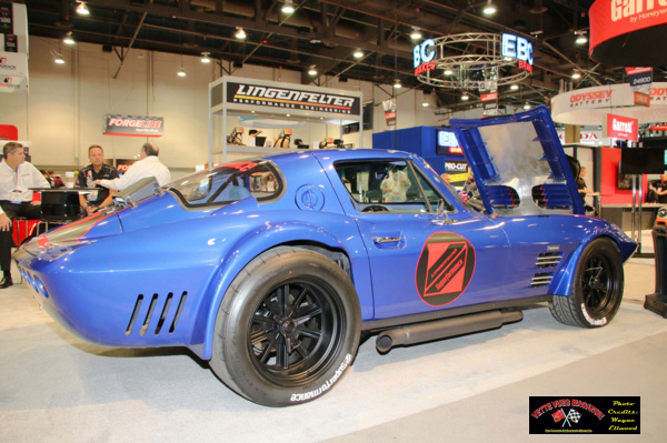 Lingenfelter-Superformance C3 Grand Sport replica.