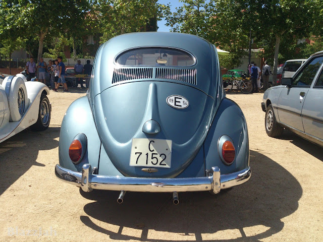 Cool Wallpapers desktop backgrounds - Volkswagen Beetle - Classic and luxury cars - Season 4 - 19