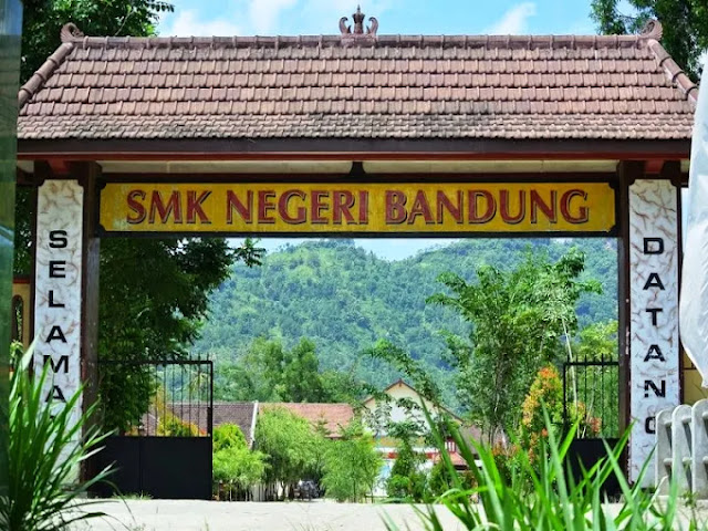 Uang Siswa untuk Oknum? SMKN 1 Bandung Tulungagung Disorot Tajam