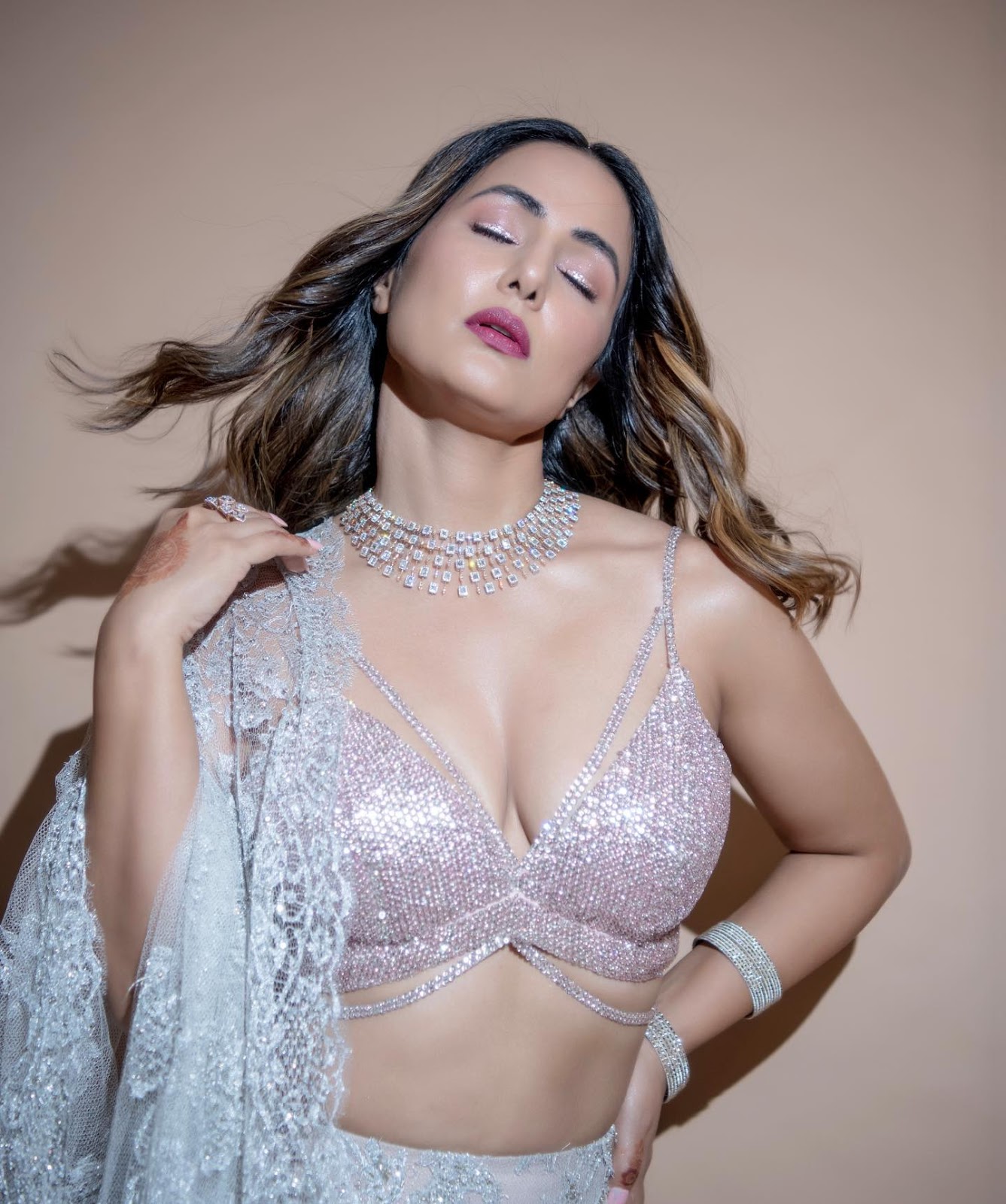 hina khan cleavage tiny bralette hot actress