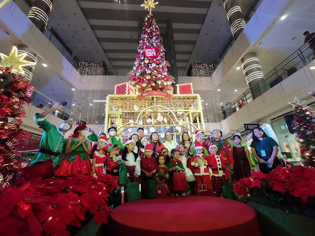 SM City Masinag celebrates a Merry and Bright Christmas