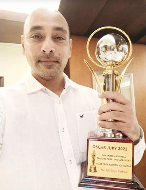 Jhabua News- AjitSingh Rathod Nominated For  Oskar Award- अजीतसिंह राठौर ऑस्कर ज्यूरी बोर्ड के मेंबर बने, गुजरात फिल्म ‘‘छैलो शो’’ का ऑस्कर अवार्ड के लिए सिलेक्शन