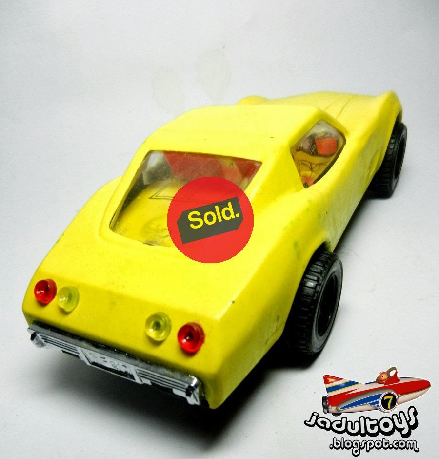 Jadultoys: Mainan Kaleng/tintoys Sedan Sport