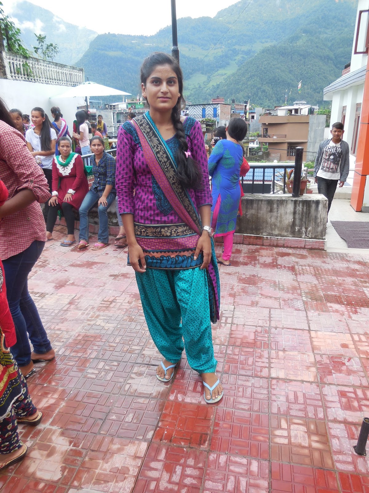 Ann Marcer in Nepal: What women wear