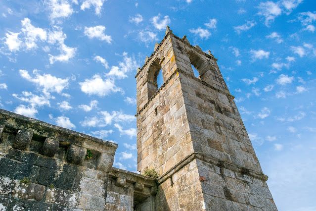 Imagen de Ruinas de Santa Mariña de Dozo