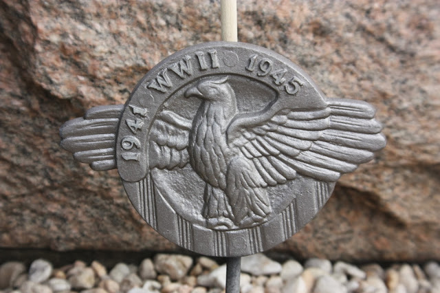 WWII insignia 