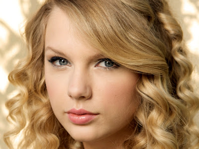Download Wallpaper HD Taylor Swift 