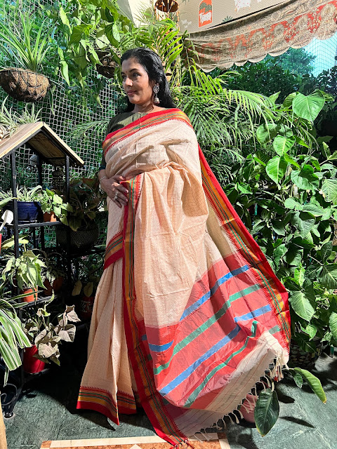 White and red silk puneri