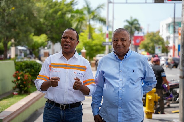 Milton Morrison, director de INTRANT, restablece red semafórica de San Cristóbal en tiempo récord