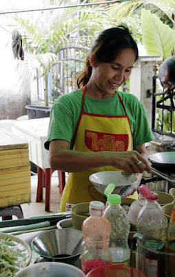 Noodle restaurant with smiles