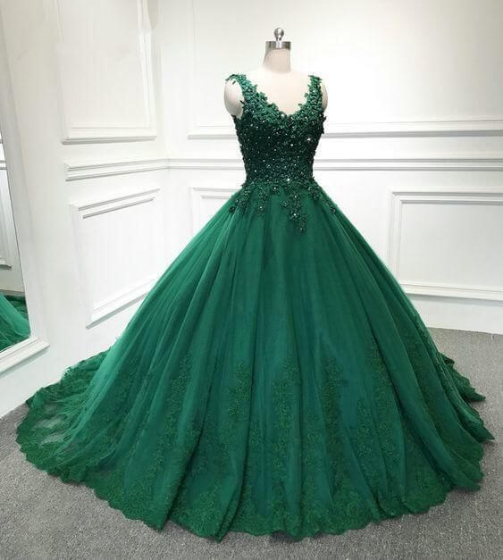 Stunning Emerald Green Quince Dress.