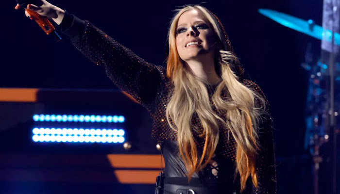 Caracol TV Colombia celebra el cumpleaños de Avril Lavigne recordando sus grandes éxitos