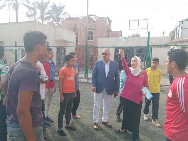 إنطلاق الجولات المفاجئة.. الصبروط يعاقب المقصرين ويوجه بحزم إلى ضبط الأداء في مراكز الشباب بالجيزة