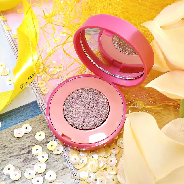 Фото оттенков теней 3D Holo Eyeshadow Summer in LA Pupa Milano