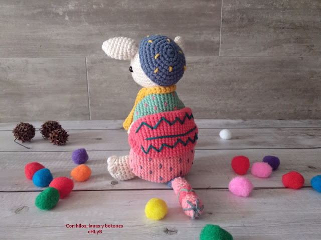 Con hilos, lanas y botones: Ramón el Armadillo amigurumi (patrón de Amour Fou)