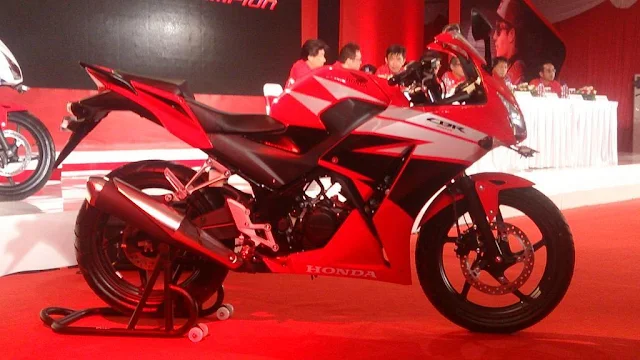 Daftar Harga Honda All New CBR150R Terbaru 2016