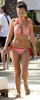 Louisa Lytton looks really cute in a bikini