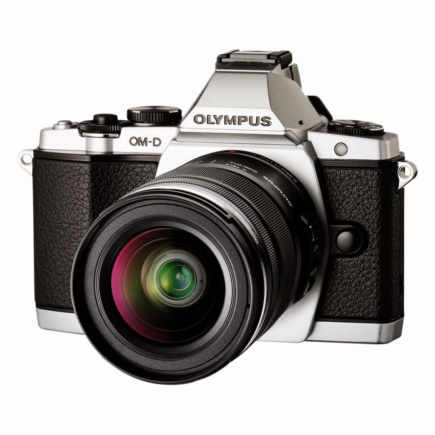 (IMPORT) Olympus OM-D E-M5 (Silver) with 12-50mm f/3.5-6.3 EZ Lens Kit