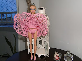 Barbie com calcinha de crochê por Pecunia MillioM